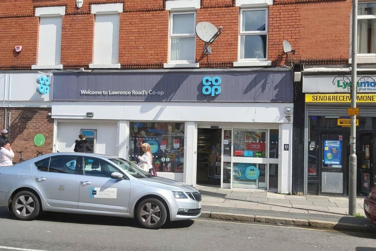 Bright, Comfortable Home, Convenient For City Centre Liverpool Exterior photo
